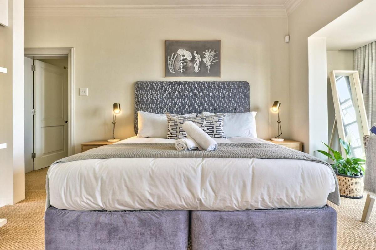 Lush Family Home In Prestigious Area Cape Town Exterior photo